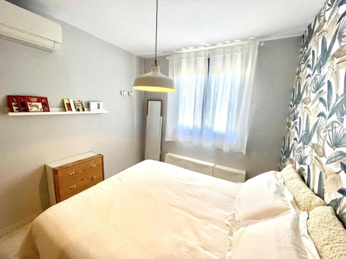 Calu Homes Duplex Cerca Playa De Huelin Малага Экстерьер фото