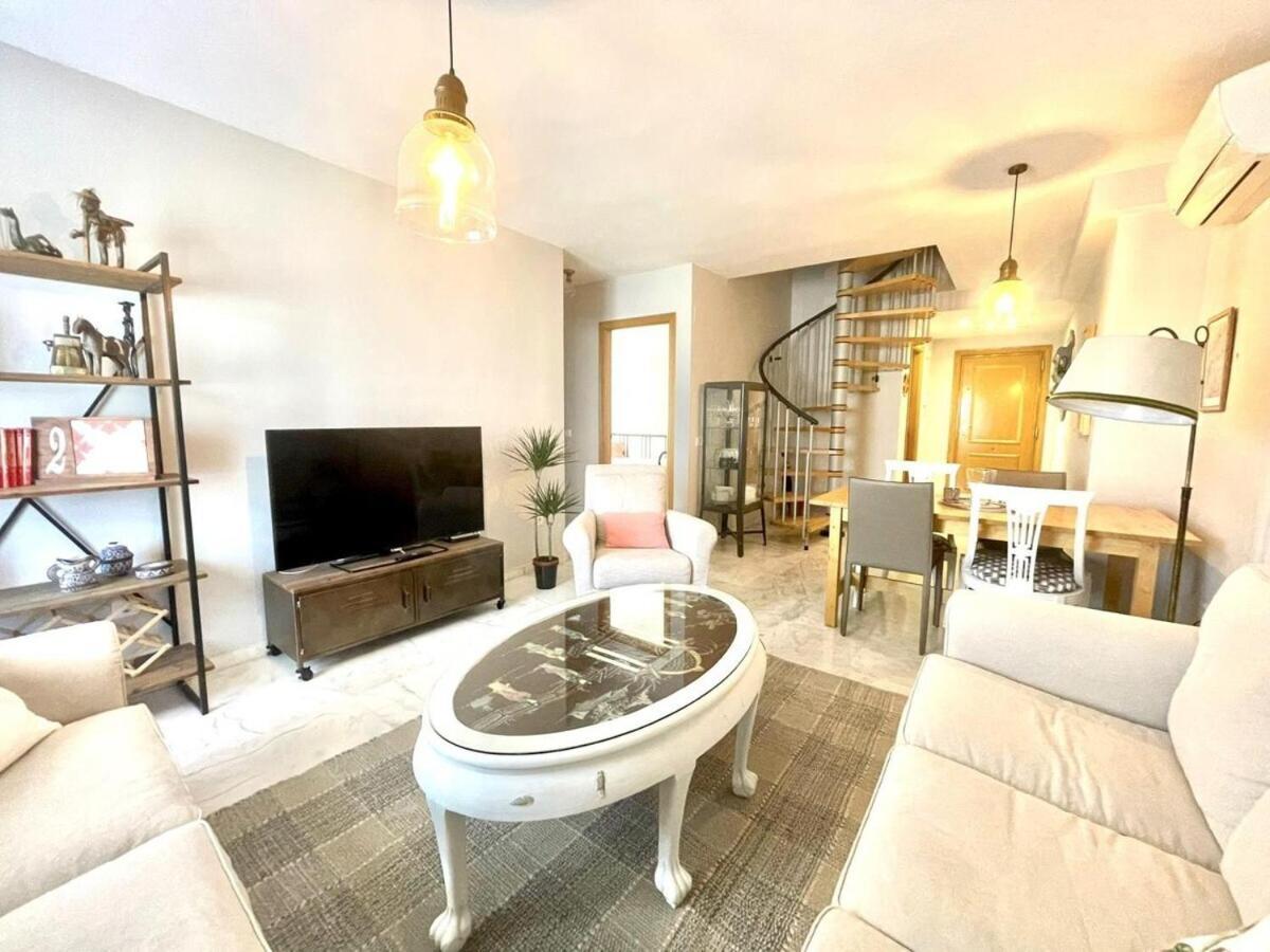 Calu Homes Duplex Cerca Playa De Huelin Малага Экстерьер фото